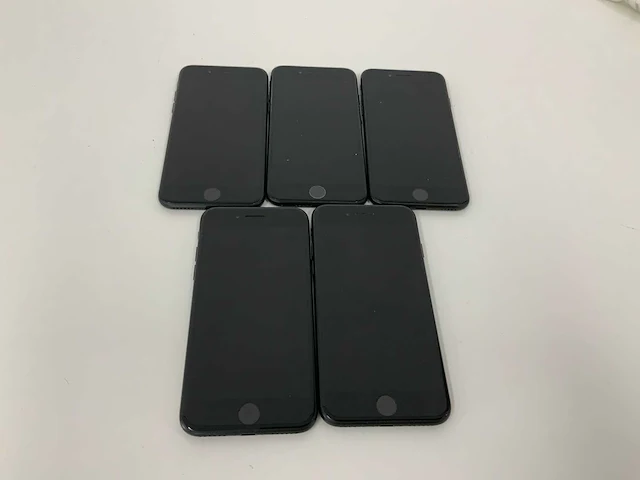 Apple iphone 7, 32gb black mn8x2zd/a (5x) - afbeelding 2 van  3