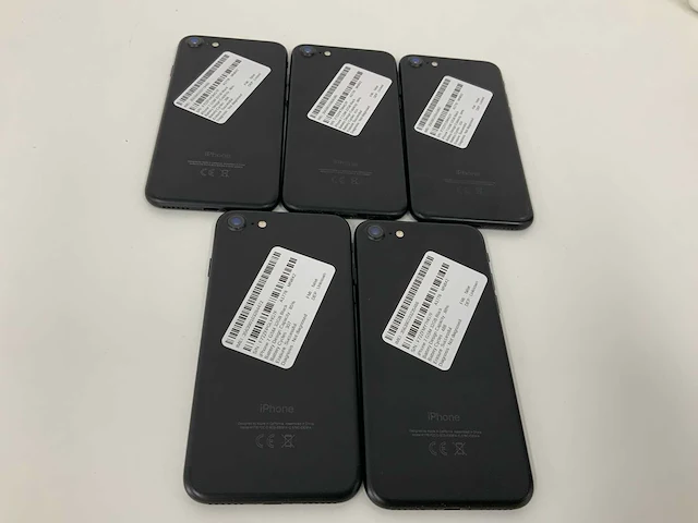 Apple iphone 7, 32gb black mn8x2zd/a (5x) - afbeelding 3 van  3