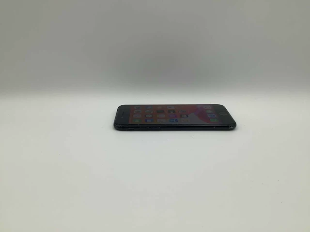 Apple iphone 7 mobiele telefoon - afbeelding 4 van  6