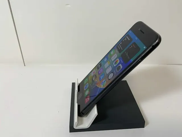 Apple iphone 8 - 64 gb - space gray - afbeelding 3 van  4