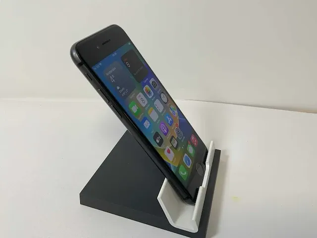 Apple iphone 8 - 64 gb - space gray - afbeelding 3 van  4