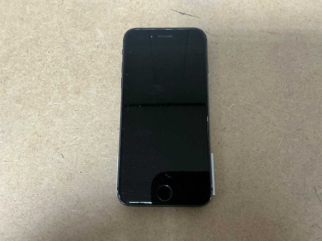 Apple iphone 8 64gb a1905 - afbeelding 2 van  5