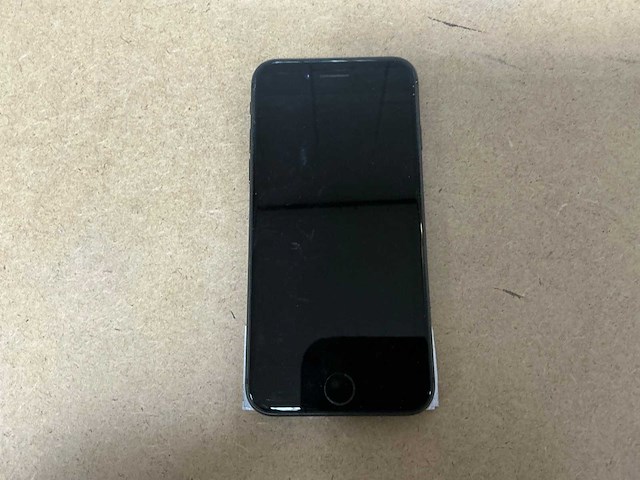 Apple iphone 8 64gb a1905 - afbeelding 2 van  4