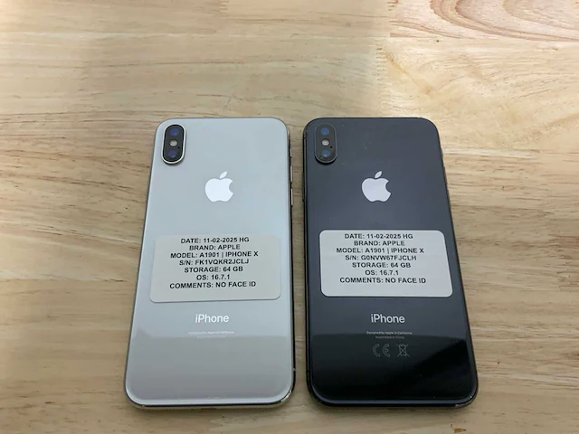Apple iphone 8 a1897 mobiele telefoon (2x) - afbeelding 2 van  7