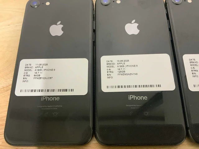 Apple iphone 8 a1905 mobiele telefoon (14x) - afbeelding 7 van  10