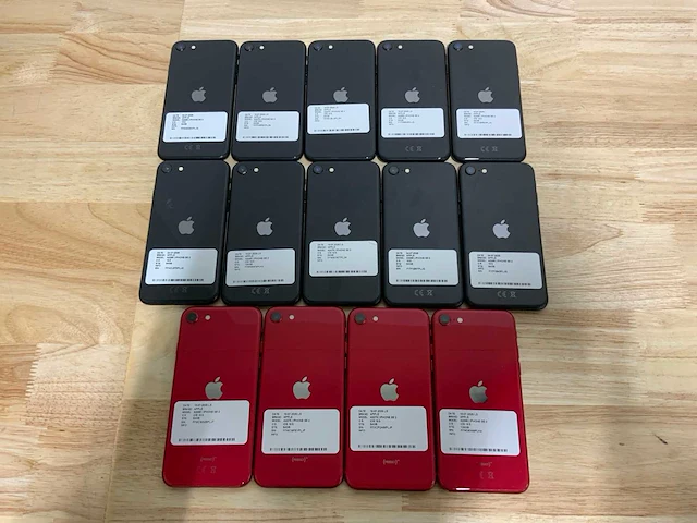Apple iphone se 2 mobiele telefoon (14x) - afbeelding 9 van  16