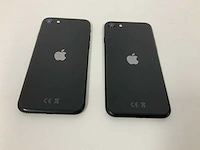 Apple iphone se (2020): 64gb black - mx9r2zd/a (2x) - afbeelding 2 van  3