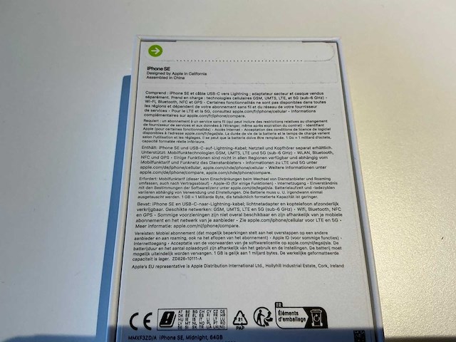 Apple iphone se (2022, 64gb) mobiele telefoon - afbeelding 2 van  3