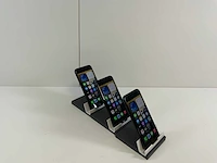 Apple iphone se 3rd gen - 64 gb - midnight (3x) - afbeelding 3 van  4