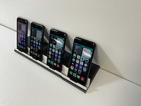 Apple iphone se 3rd gen - 64 gb - midnight (4x) - afbeelding 3 van  6