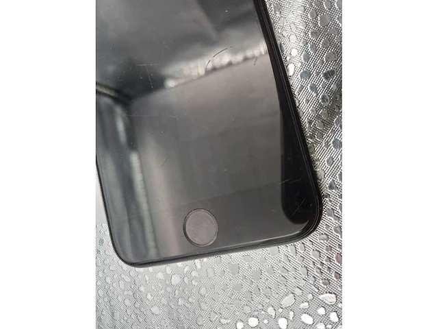 Apple iphone se (64gb, black) - afbeelding 4 van  6