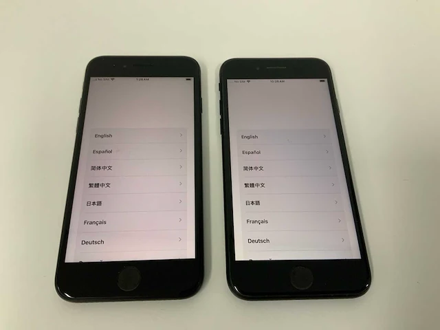 Apple iphone se(2020) 2nd gen 64gb black (2x) - afbeelding 1 van  3