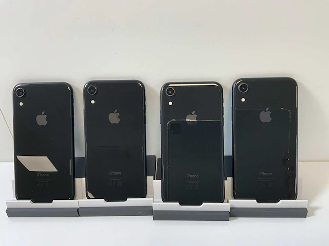Apple iphone xr - 64 gb - black (4x) - afbeelding 5 van  5