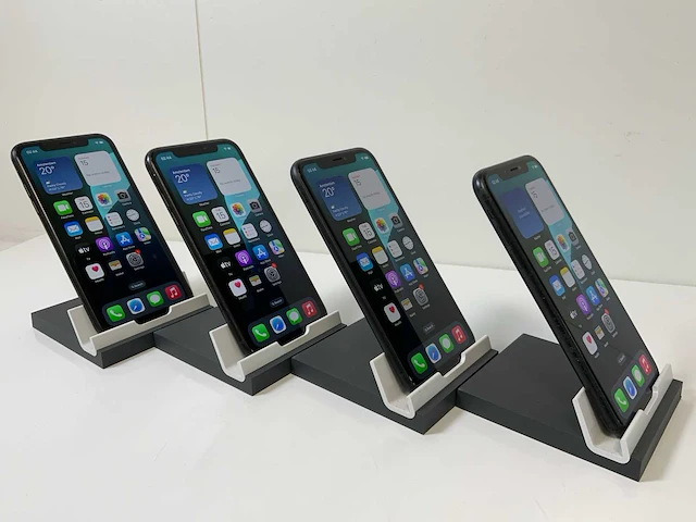 Apple iphone xr - 64 gb - black (4x) - afbeelding 3 van  5