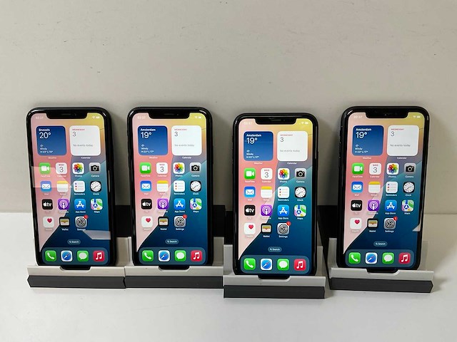 Apple iphone xr - 64 gb - black (4x) - afbeelding 1 van  6