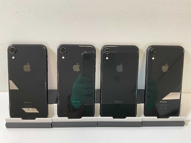 Apple iphone xr - 64 gb - black (4x) - afbeelding 6 van  6
