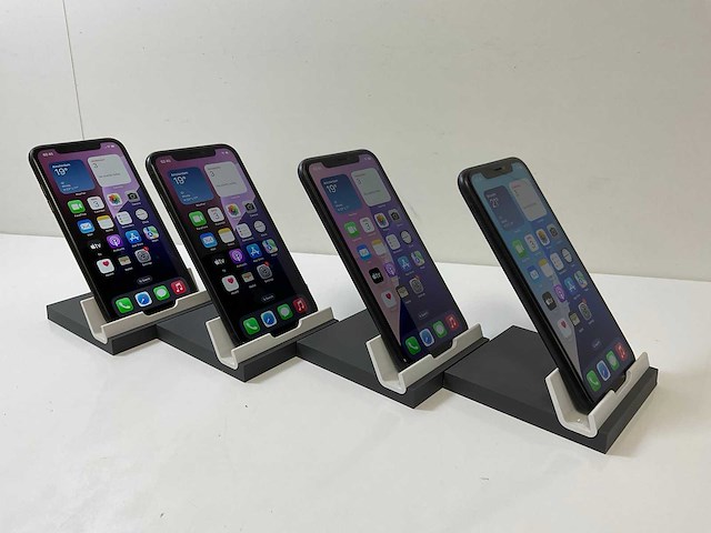 Apple iphone xr - 64 gb - black (4x) - afbeelding 4 van  6