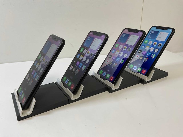 Apple iphone xr - 64 gb - black (4x) - afbeelding 5 van  6