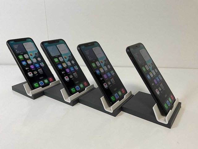 Apple iphone xr - 64 gb - black (4x) - afbeelding 4 van  6