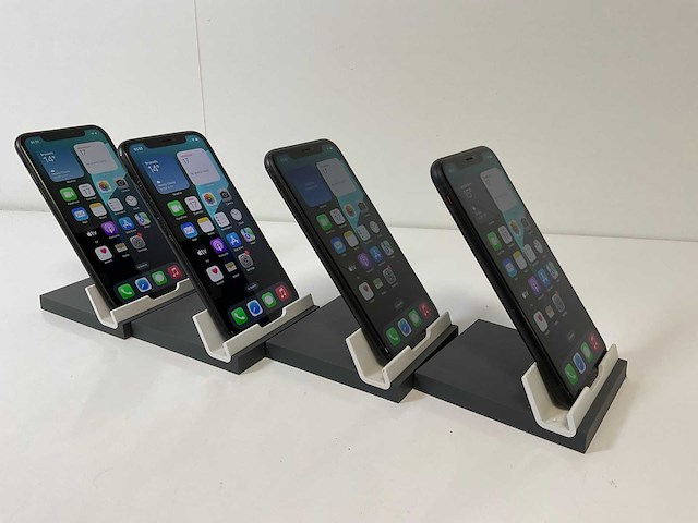 Apple iphone xr - 64 gb - black (4x) - afbeelding 4 van  6