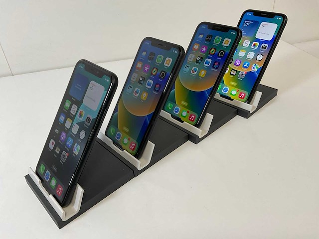 Apple iphone xr - 64 gb - black (4x) - afbeelding 5 van  6