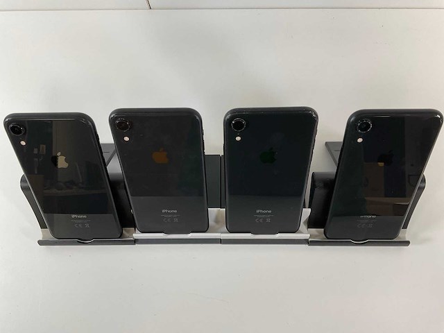 Apple iphone xr - 64 gb - black (4x) - afbeelding 4 van  4