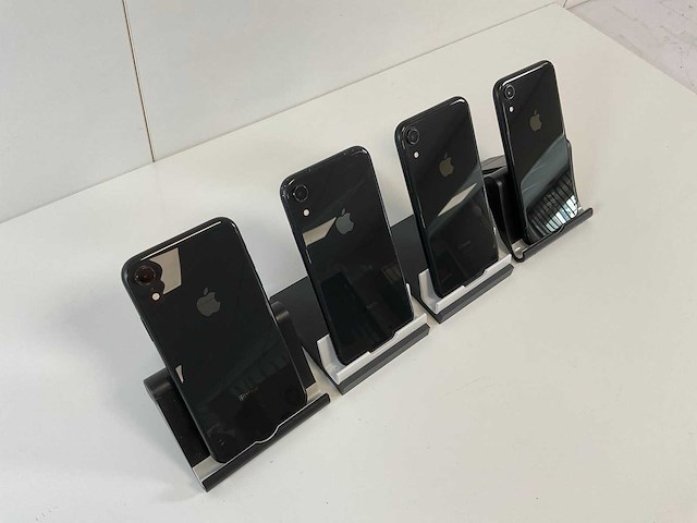 Apple iphone xr - 64 gb - black (4x) - afbeelding 5 van  5