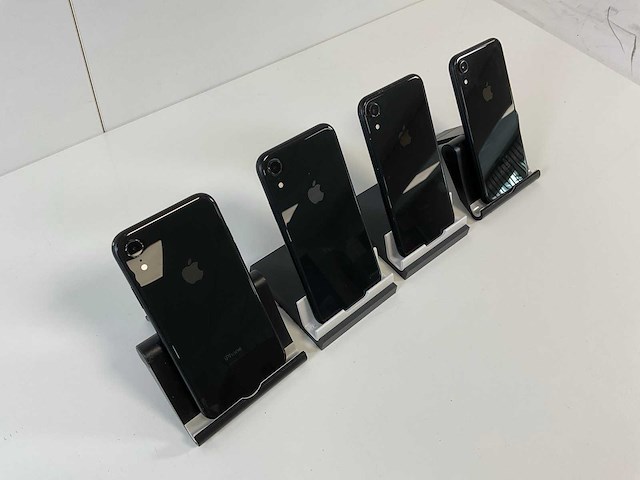 Apple iphone xr - 64 gb - black (4x) - afbeelding 5 van  5