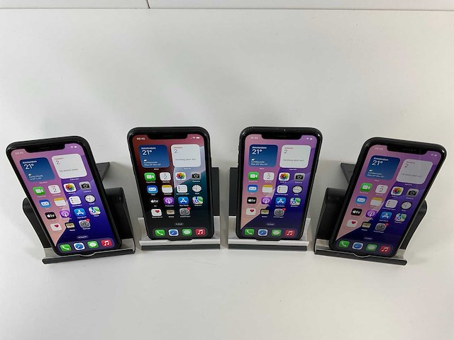 Apple iphone xr - 64 gb - black (4x) - afbeelding 2 van  5