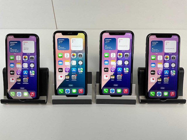 Apple iphone xr - 64 gb - black (4x) - afbeelding 1 van  5
