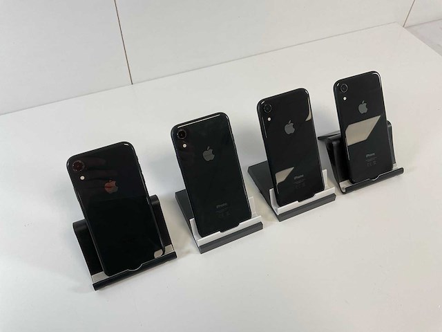 Apple iphone xr - 64 gb - black (4x) - afbeelding 5 van  5
