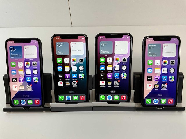 Apple iphone xr - 64 gb - black (4x) - afbeelding 1 van  4