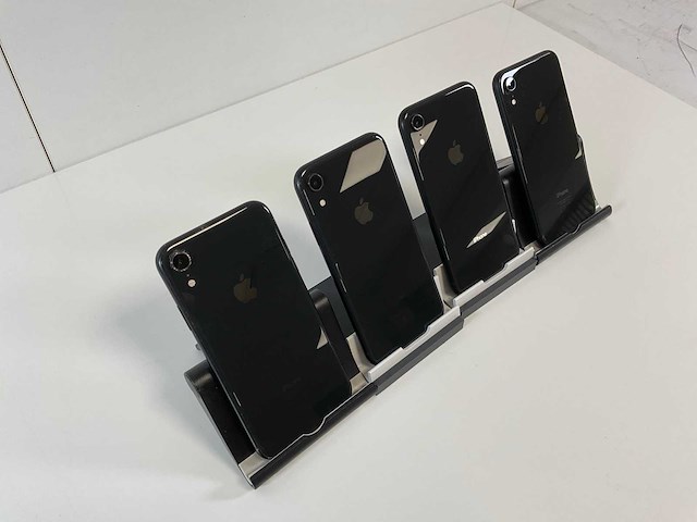 Apple iphone xr - 64 gb - black (4x) - afbeelding 4 van  4
