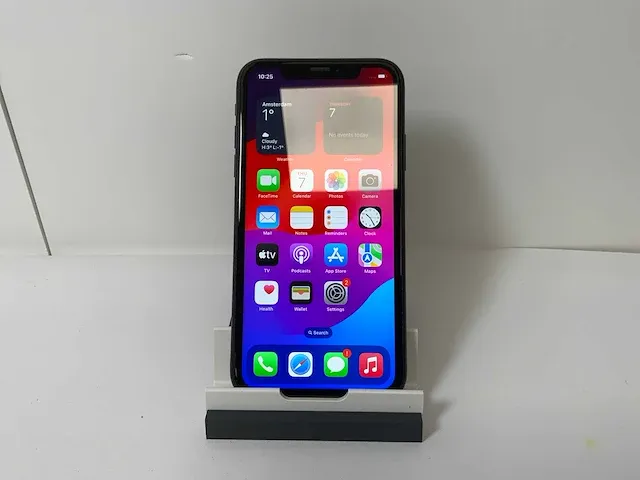 Apple iphone xr - 64 gb - black - afbeelding 1 van  4