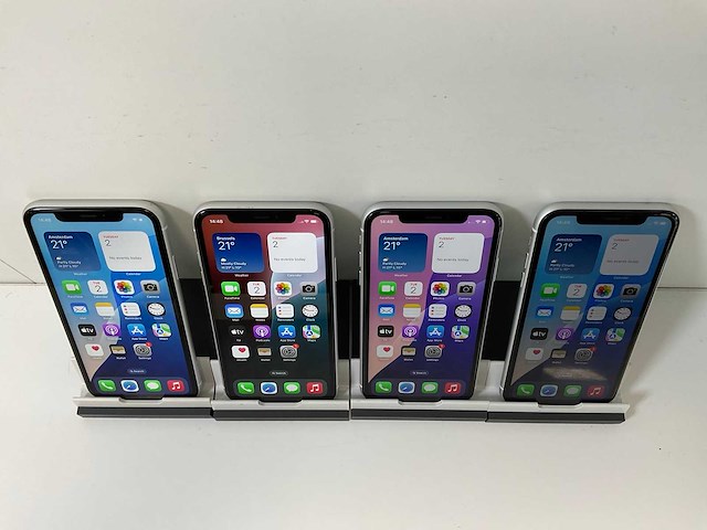 Apple iphone xr - 64 gb - white (4x) - afbeelding 2 van  6