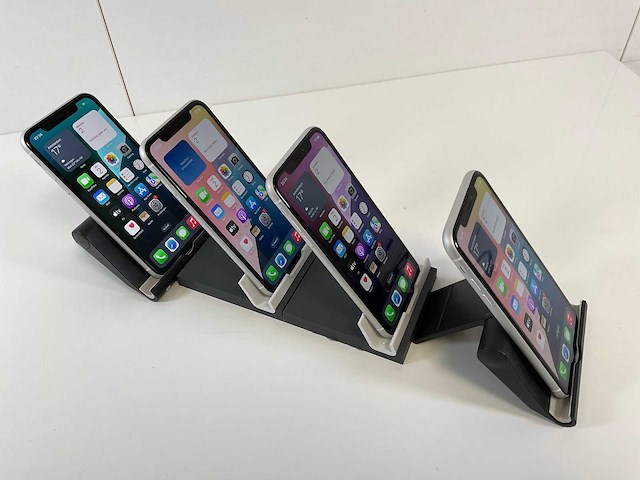 Apple iphone xr - 64 gb - white (4x) - afbeelding 3 van  5