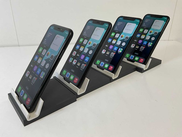 Apple iphone xr - 64 gb / 128 gb - black (4x) - afbeelding 5 van  6