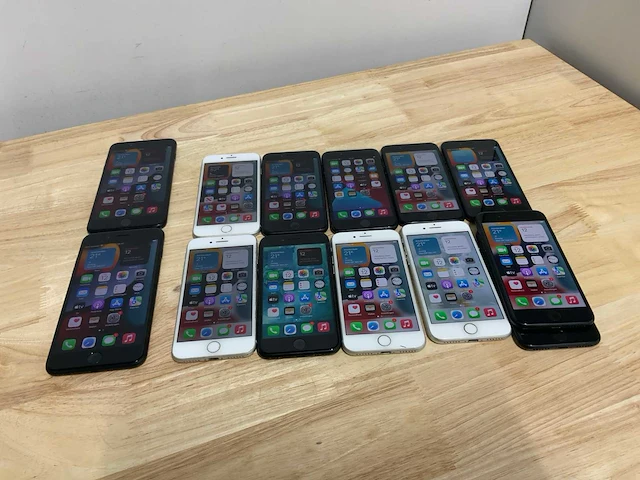 Apple iphone7 & 7plus a1778/a1784 (13x) - afbeelding 1 van  6
