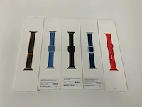 Apple leather band modern buckle voor de apple watch series 1/2/3/4/5/6/7/8/9/ se - 38 / 40 / 41 mm maat s, deep sea - afbeelding 1 van  2