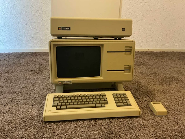 Apple lisa model 1 computer - afbeelding 12 van  58