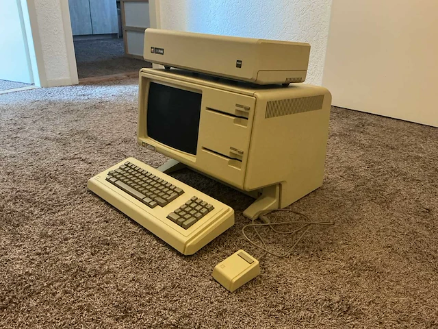 Apple lisa model 1 computer - afbeelding 23 van  58