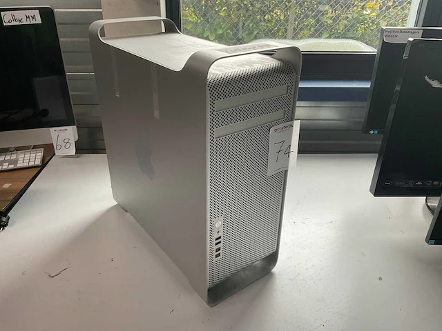 Apple mac desktop - afbeelding 1 van  15