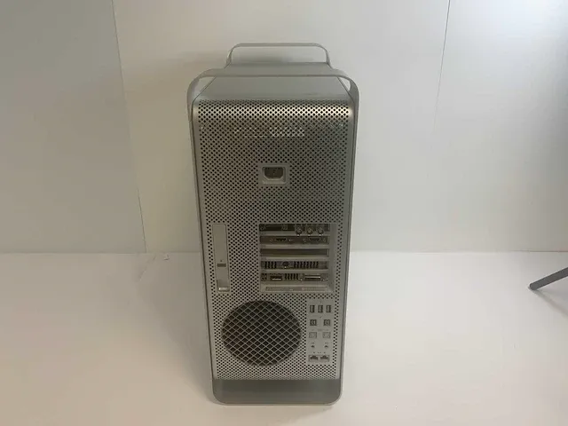 Apple mac pro 5.1, xeon(r) w3680, 32 gb ram, 4 tb hdd, nvidia quadro 4000 2 gb workstation - afbeelding 3 van  4