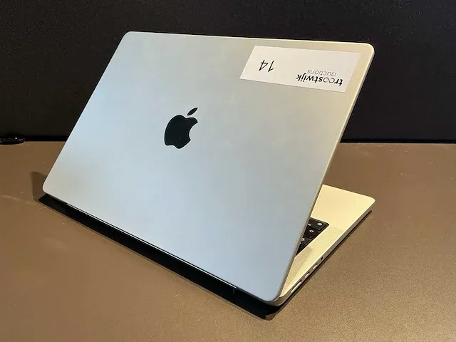 Apple macbook 14 inch (a2442) laptop - afbeelding 4 van  7