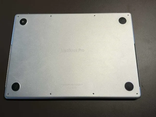 Apple macbook 14 inch (a2442) laptop - afbeelding 6 van  7