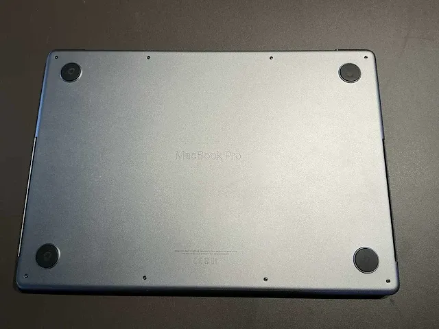 Apple macbook 14 inch (a2779) laptop - afbeelding 5 van  7