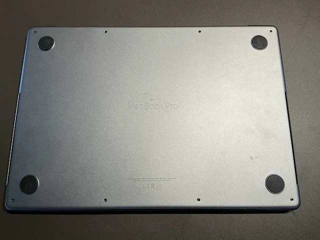 Apple macbook 14 inch (a2779) laptop - afbeelding 6 van  7