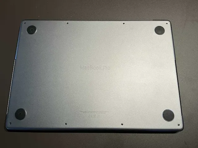 Apple macbook 14 inch (a2779) laptop - afbeelding 7 van  9