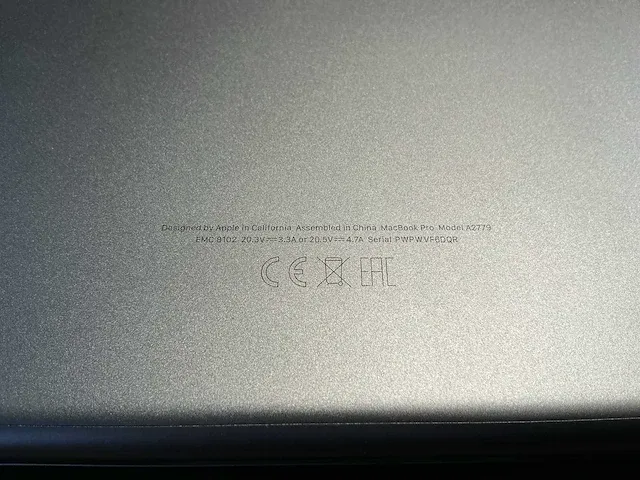 Apple macbook 14 inch (a2779) laptop - afbeelding 8 van  9