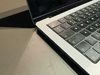 Apple macbook 14 inch (a2779) laptop - afbeelding 4 van  7